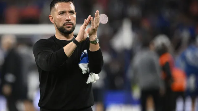 Entre FC Porto e Premier League, decisão de Farioli está tomada
