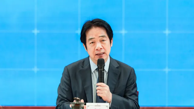 China afirma que William Lai abandonou Taiwan após sismo para viagem