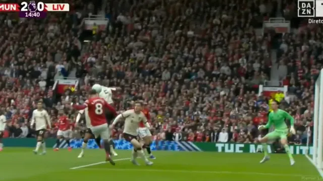 Virou passeio? Sesko volta a marcar e Manchester United já bate Liverpool