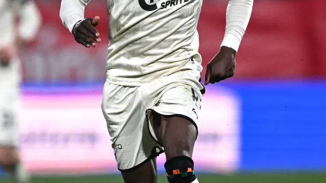 
                    Benfica pronto para 'roubar' Doumbia ao Sporting e já prepara proposta
                