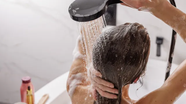 
                    Também se esquece de lavar esta parte do corpo no banho? Eis os riscos
                