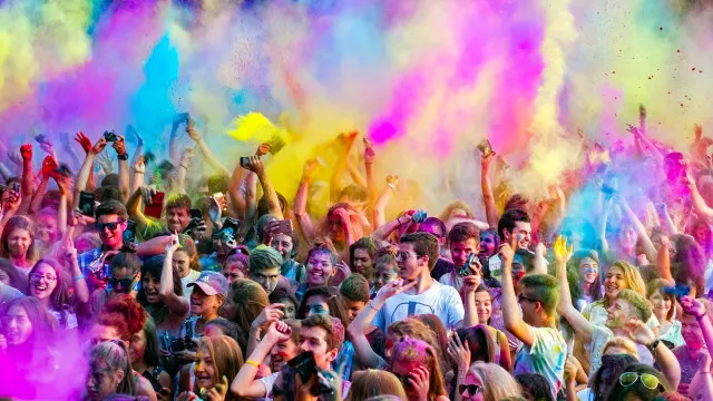 
                    Festas da espuma e não só! Anote as corridas mais coloridas da Europa
                