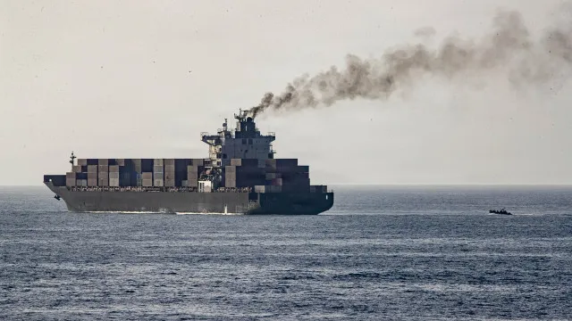Paquistão facilita regresso de tripulantes de navio apreendido pelos EUA