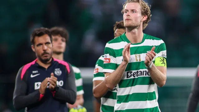 
                    Hjulmand dirige-se aos adeptos do Sporting: 