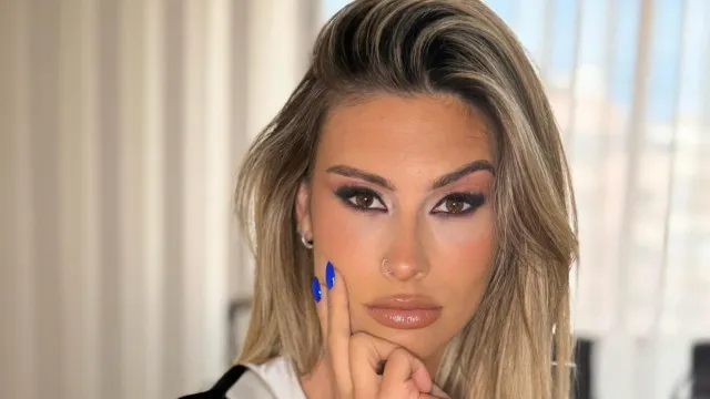 
                    Amiga defende Bernardina: 