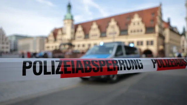 
                    Homem que atropelou transeuntes na Alemanha esteve internado em psiquiatria
                
