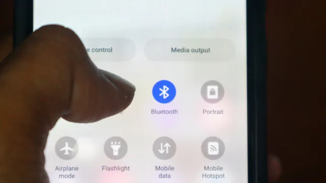 Telemóvel com Bluetooth sempre ligado? Conheça os riscos