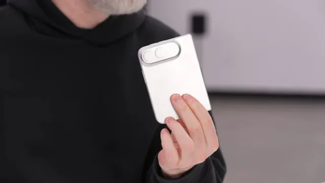 Este vídeo é a sua melhor oportunidade para ver o iPhone dobrável