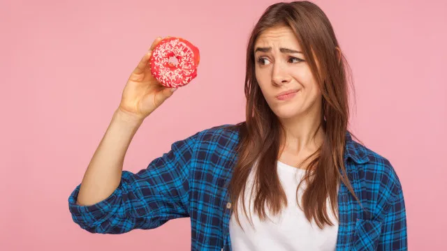 
                    Comer doces sem culpa? Nutricionista revela o 