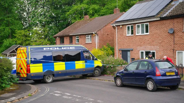 
                    Homem invade casa de ex-namorada e faz detonar explosivo. Ambos morreram
                