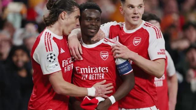 
                    EM DIRETO: Arsenal é finalista e espera por Bayern Munique ou PSG
                