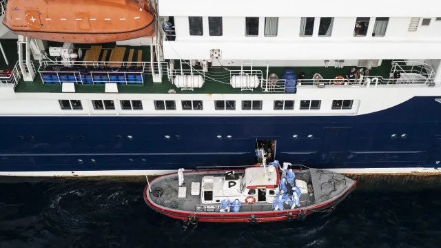 
                    Tripulação do navio Hondius 
