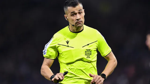 
                    Já é conhecido o árbitro que vai dirigir o AVS-FC Porto
                