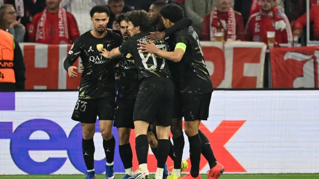
                    Budapeste à vista. PSG empata ante Bayern, mas apura-se para a final 
                
