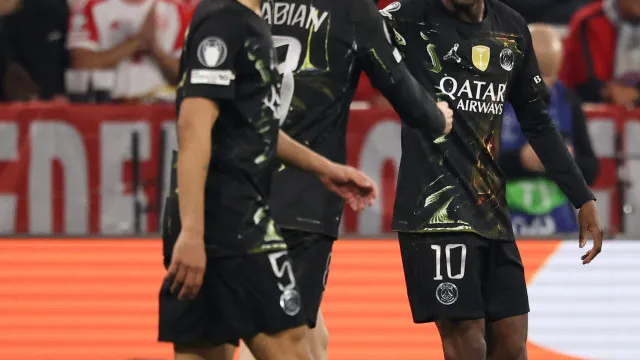 Arsenal e PSG têm viagem marcada para Budapeste até à grande final