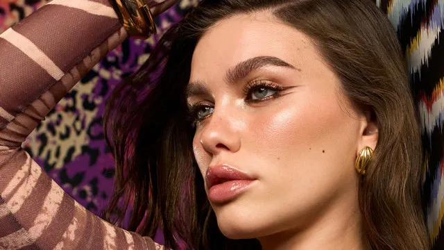
                    Glamour e ousadia! KIKO lança nova coleção em parceria com a Just Cavalli
                