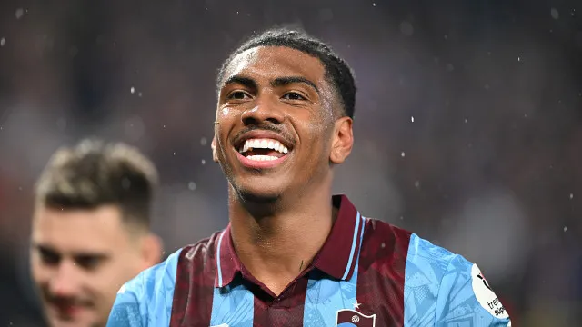 Presidente do Trabzonspor confirma oferta do Benfica por Felipe Augusto