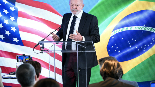 Esquerda vê bolsonarismo isolado após encontro Lula-Trump, e direita minimiza