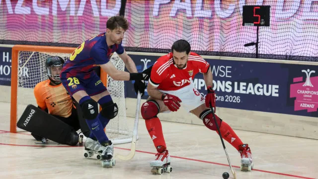 Invencibilidade desfeita e Benfica eliminado pelo Barcelona na Champions