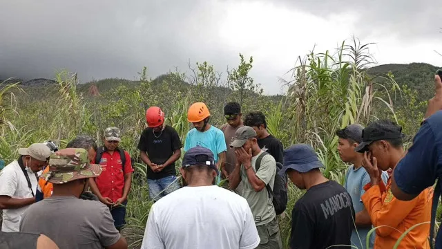 Indonésia. Achados 2 últimos corpos dos turistas após erupção de vulcão