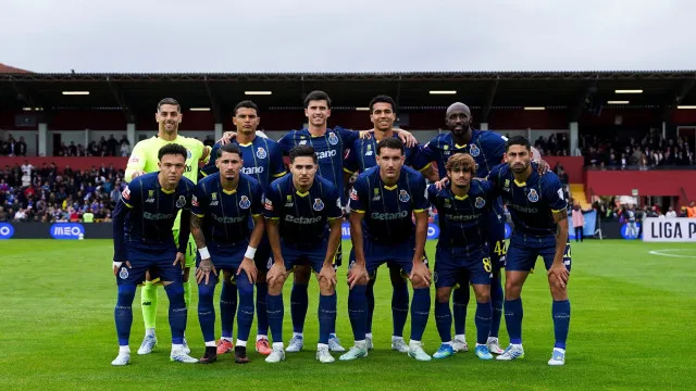 
                    EM DIRETO: AVS e FC Porto arrancam jornada das decisões da I Liga
                