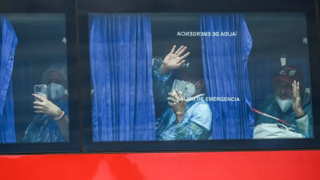 Pessoal de hospital neerlandês em quarentena após erros de procedimento
