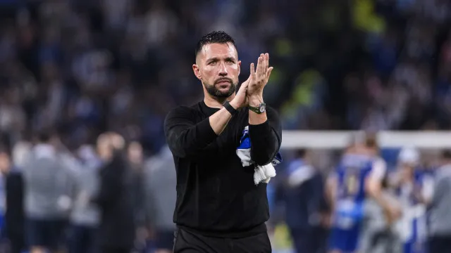 À lupa. De Prpic a Tiago Silva, quem passou no teste de Farioli?