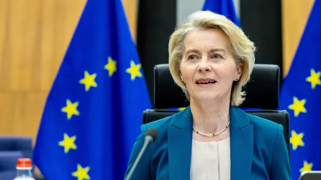 Von der Leyen quer acesso a redes sociais só em idade mais avançada