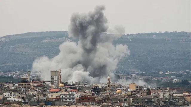 
                    Israel assume controlo de instalação subterrânea do Hezbollah no Líbano
                