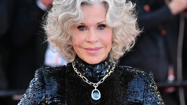 
                    A primeira aparição pública de Jane Fonda após morte de ex-marido
                