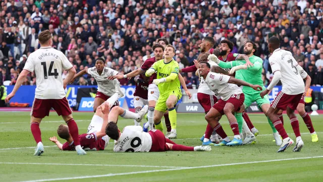 
                    Áudios da arbitragem do West Ham-Arsenal divulgados: 