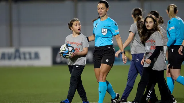 Teresa Oliveira apita final da Taça feminina entre Benfica e FC Porto