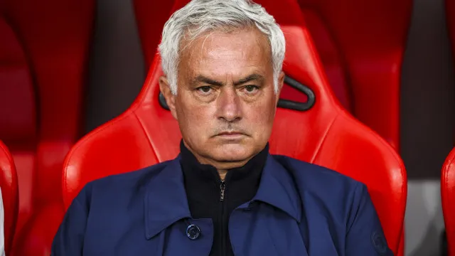 "Negociações entre José Mourinho e Real Madrid estão na fase final"