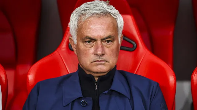 naom_6a04b378c0c22 Oficial: Benfica despede-se de José Mourinho e recebe 15 milhões de euros