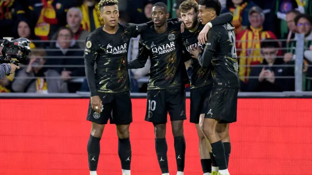 Demorou mas foi. Armada lusa do PSG bate Lens e é pentacampeão da Ligue 1