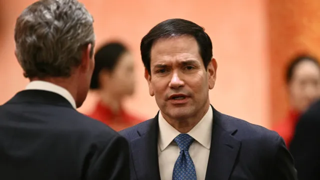 
                    Rubio defende mudança dos dirigentes cubanos: 