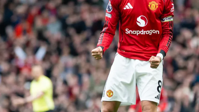Bruno Fernandes em grupo restrito na Premier League e pode vencer prémio