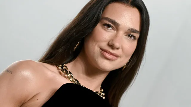 Samsung responde a Dua Lipa. Nega alegações de "uso indevido intencional"