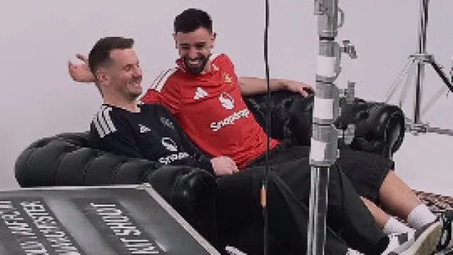 Manchester United apresenta camisola... com 'cachaço' de Bruno Fernandes