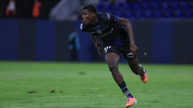 FC Porto e Benfica disputam o "Haaland do Equador"