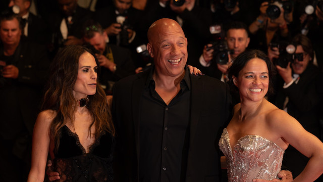 Elenco de 'Velozes e Furiosos' homenageia Paul Walker em Cannes