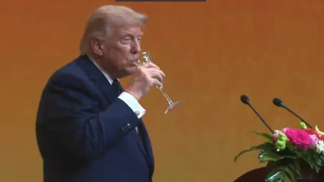 
                    Donald Trump quebrou regra do 