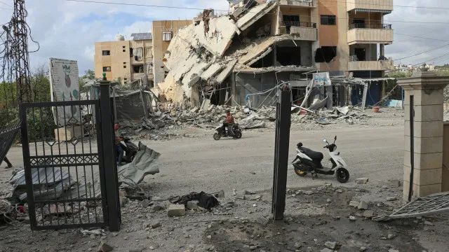 
                    AO MINUTO: Israel e Líbano prolongam cessar-fogo por mais 45 dias
                