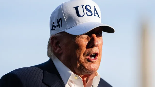 
                    Irão: Trump dá a Teerão prazo de poucos dias para fechar acordo nuclear
                