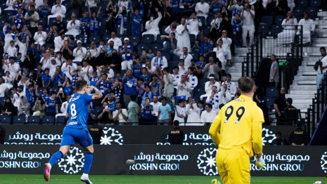 Rúben Neves obriga CR7, João Félix e Jorge Jesus a guardar o champanhe