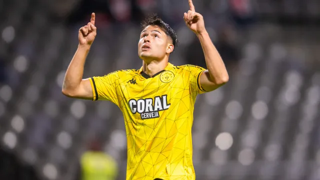 Nacional e Estrela são de I Liga. Tondela cai e Casa Pia salva o playoff