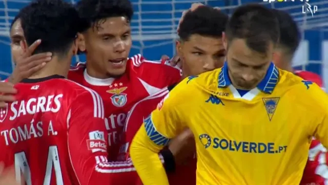 
                    Bah tirou o 'pão da boca' a Tomás Araújo e ampliou vantagem do Benfica
                