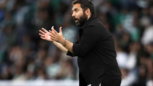 Oficial: Gonçalo Feio já não é treinador do Tondela