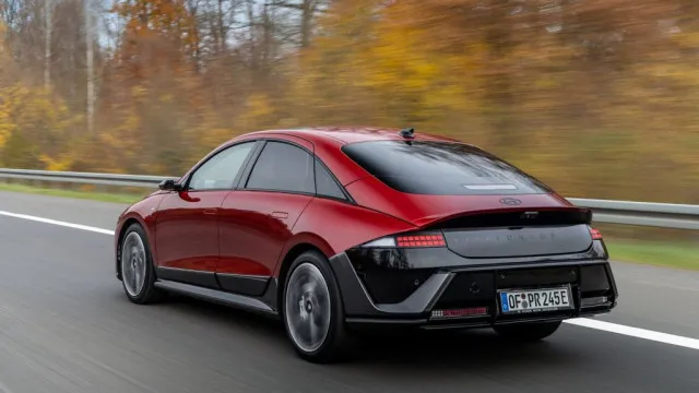 
                    Hyundai Ioniq 6 N-Line: Nova variante inspirada no desporto
                