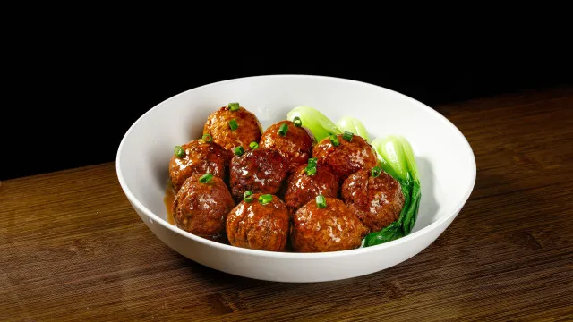 
                    Almôndegas ricas em fibra: A receita que aproveita restos de carne e pão
                